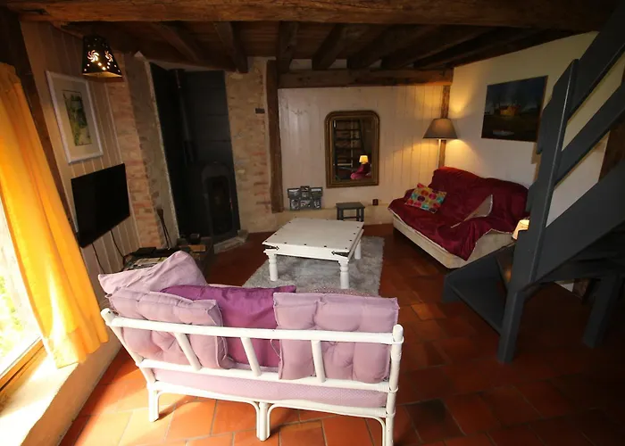 Le Chant Du Coucou * Laigne-en-Belin